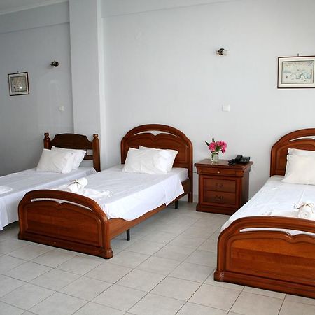 Revis Station Plataria Hotel ภายนอก รูปภาพ