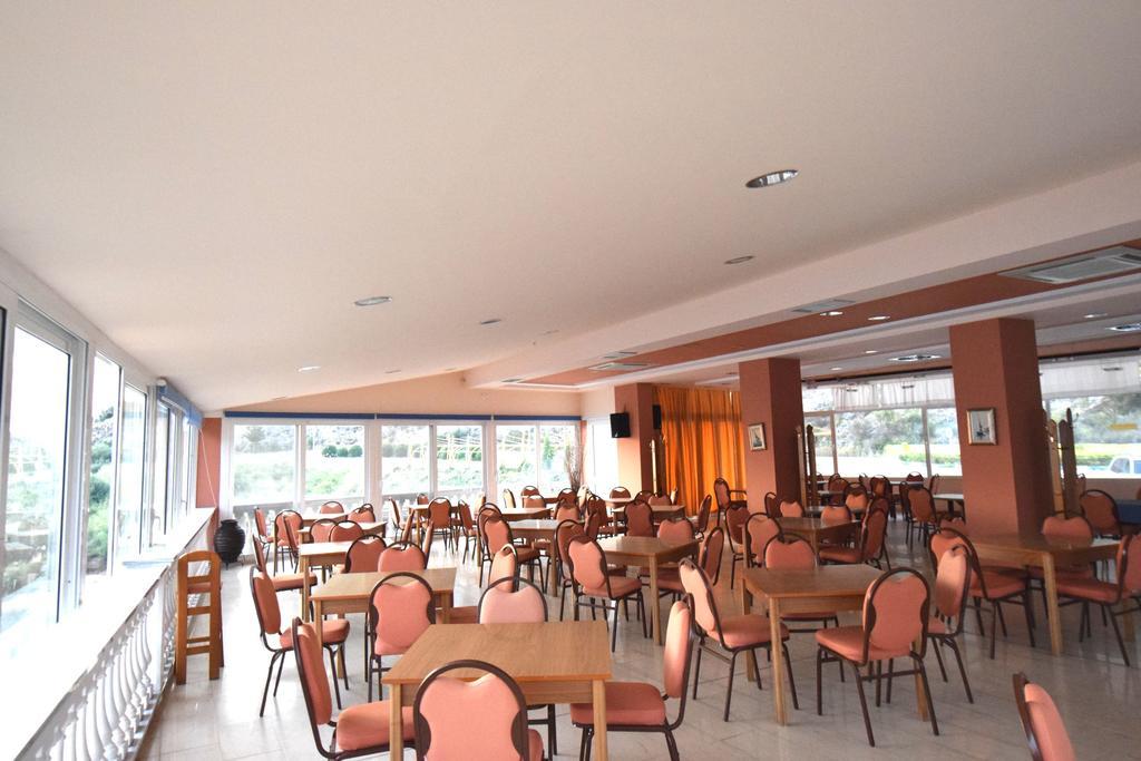 Revis Station Plataria Hotel ภายนอก รูปภาพ