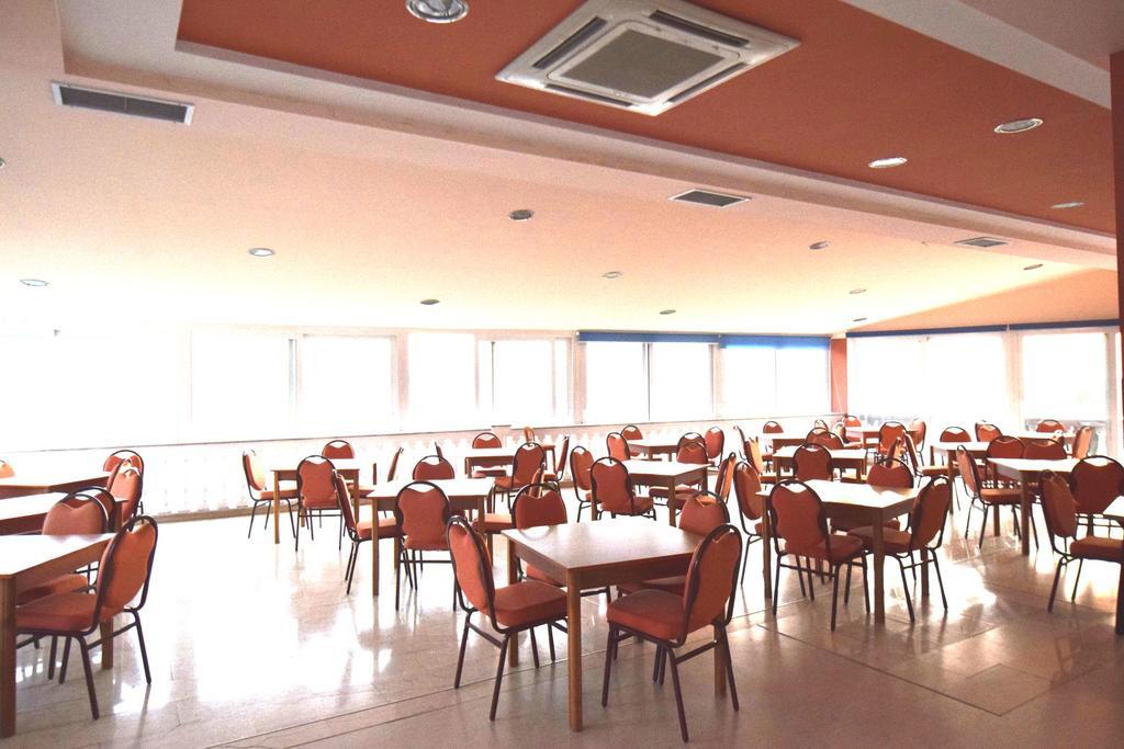 Revis Station Plataria Hotel ภายนอก รูปภาพ