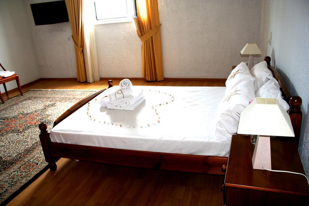Revis Station Plataria Hotel ภายนอก รูปภาพ