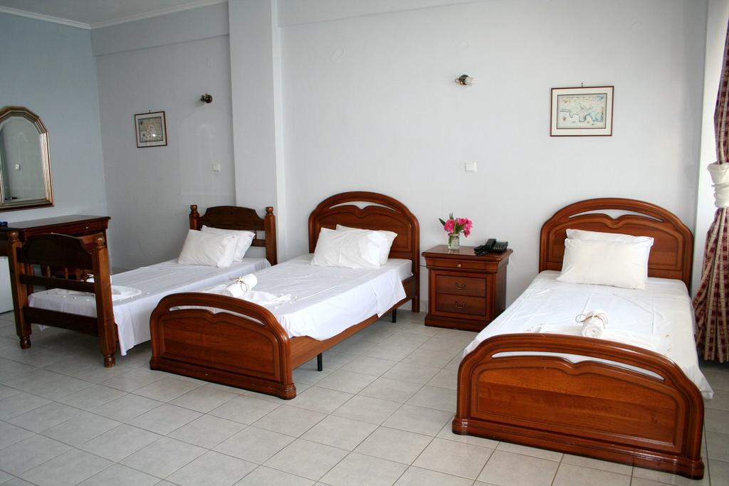 Revis Station Plataria Hotel ภายนอก รูปภาพ