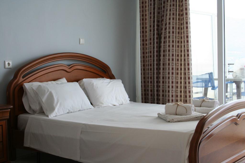 Revis Station Plataria Hotel ภายนอก รูปภาพ