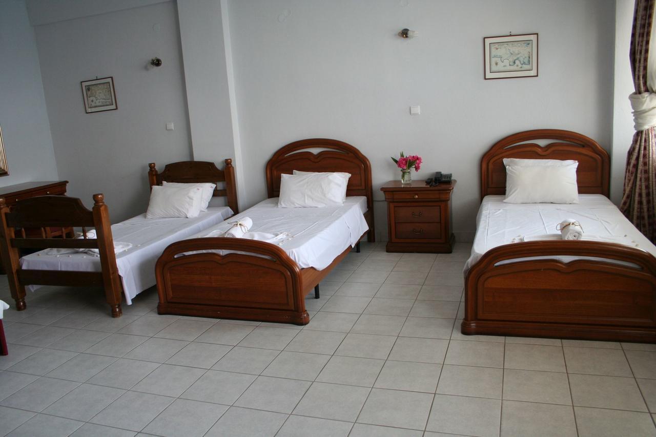 Revis Station Plataria Hotel ภายนอก รูปภาพ