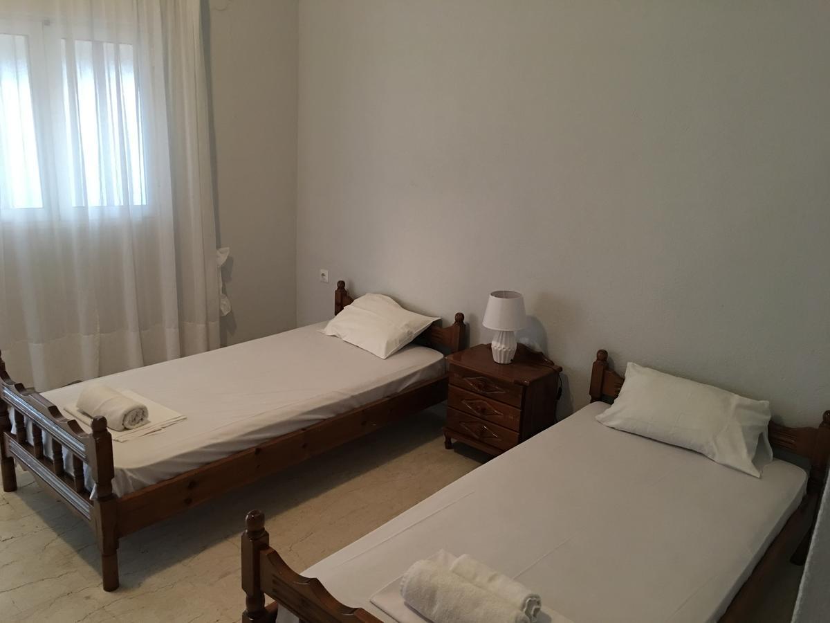 Revis Station Plataria Hotel ภายนอก รูปภาพ