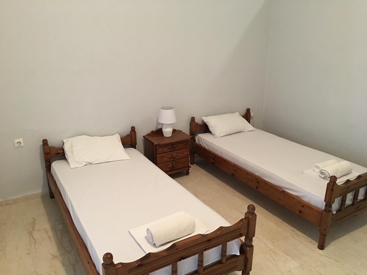 Revis Station Plataria Hotel ภายนอก รูปภาพ